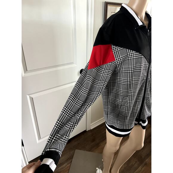 Screenshot jacket NWT - Picture 2 of 7